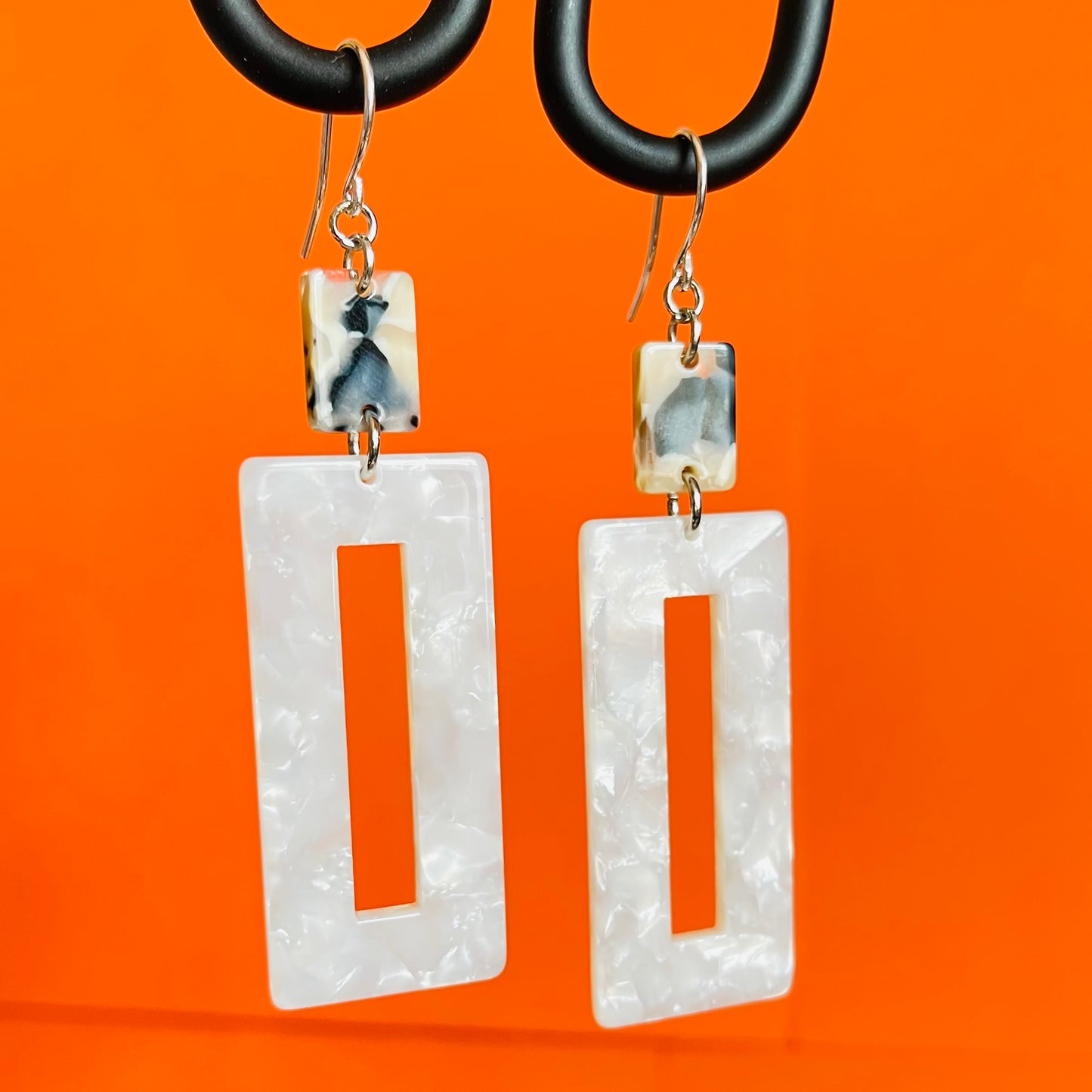 White Pearl Rectangle