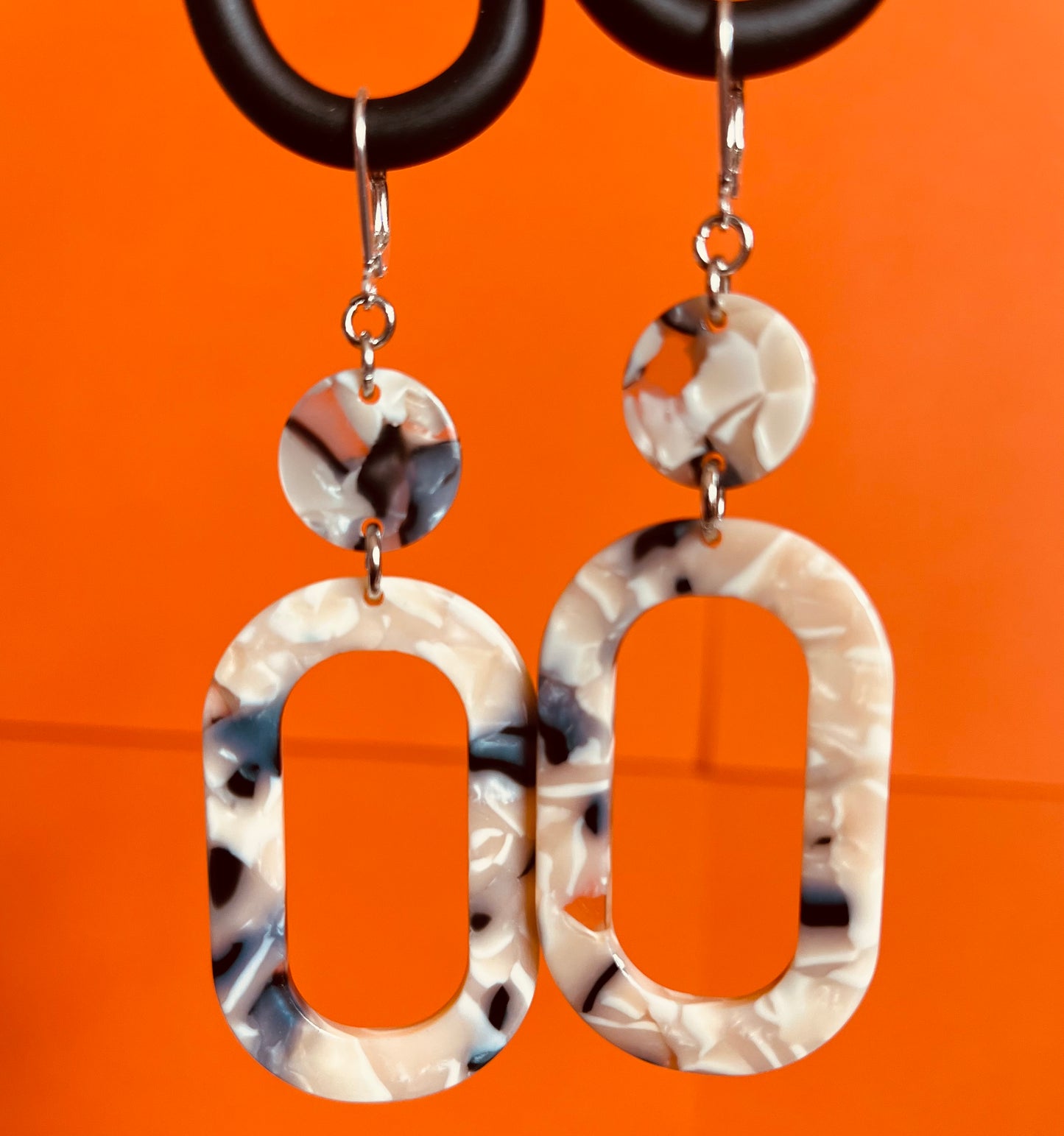 Black Pearls Circles and Ovals